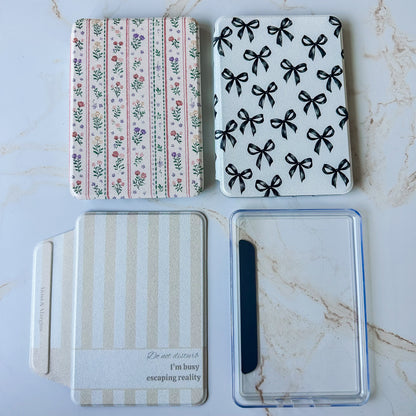 Moss & Margins Detachable Kindle Case With Hand Strap and Free Matching Insert