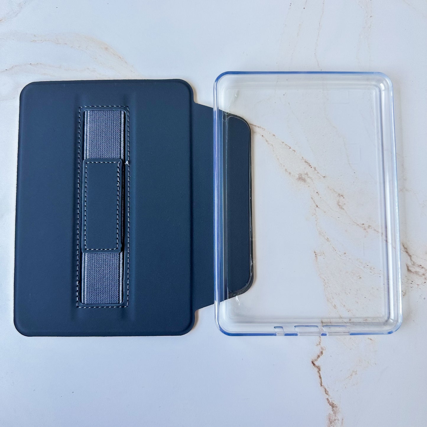 Moss & Margins Detachable Kindle Case With Hand Strap and Free Matching Insert