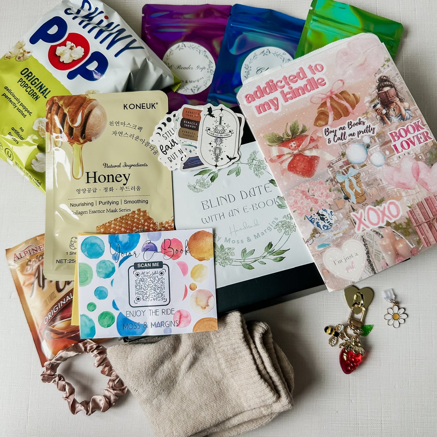 The Ultimate Cozy Kit: Blind Date with Kindle Accessories and E-Book Bundle Box